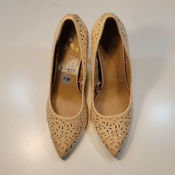 REPORT TRUFFLE POINTED TOE HIGH HEEL WOMEN"S SHOE - Picture 2 of 16